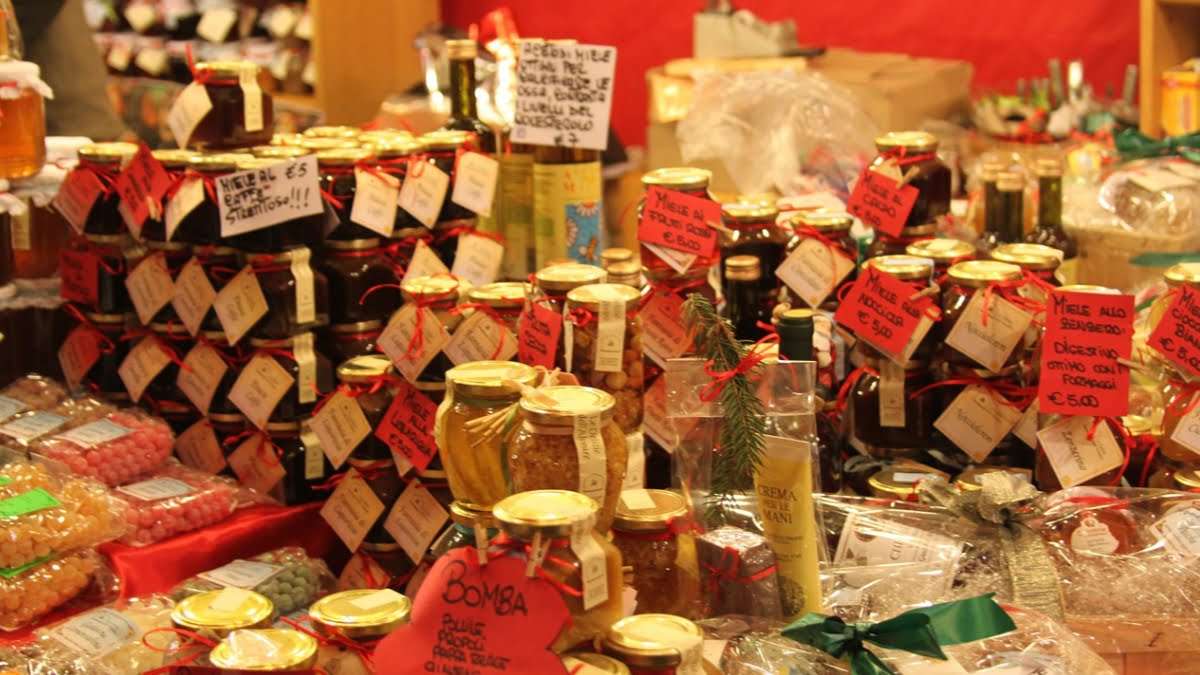 āĻŦāĻŋāύāĻŋā§ā§āĻ āĻāĻžā§āĻžāĻ āϏā§āϰāĻž ā§§ā§ĻāĻāĻŋ āĻŦā§āϝāĻŦāϏāĻž āĻāĻāĻĄāĻŋā§āĻž āĻĒāĻŖā§āϝ āĻŦāĻŋāĻā§āϰāĻŋāϰ āĻŦā§āϝāĻŦāϏāĻž