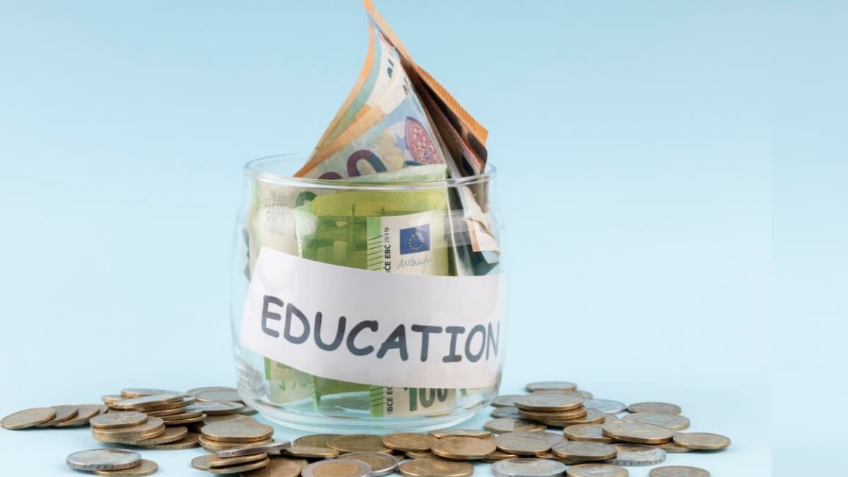 Student অবস্থায় টাকা আয় করার উপায়