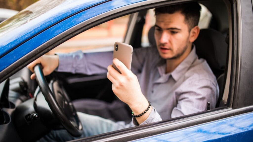 āĻĄā§āϰāĻžāĻāĻāĻŋāĻ āϞāĻžāĻāϏā§āύā§āϏ āĻĄāĻžāĻāύāϞā§āĻĄ āĻāϰāĻžāϰ āύāĻŋā§āĻŽ